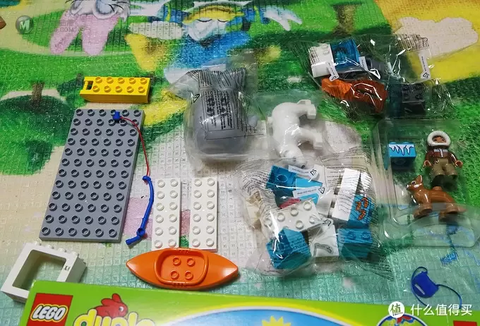 闺女和宝爸的成长玩具:LEGO 乐高 Duplo 得宝10803 北极动物 闺女和宝爸的成长玩具:LEGO 乐高 Duplo 得宝10803 北极动物