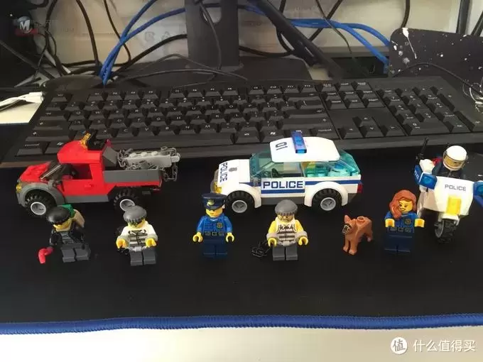 新入坑:LEGO 乐高 60047 城市系列 警察总局 新入坑:LEGO 乐高 60047 城市系列 警察总局