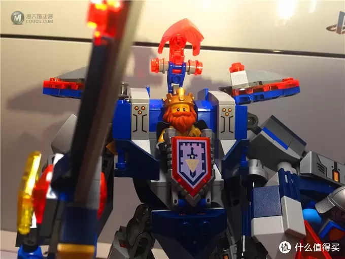 LEGO乐高LEGO NEXO KNIGHTS 未来骑士团 系列-国王机甲 LEGO乐高LEGO NEXO KNIGHTS 未来骑士团 系列-国王机甲