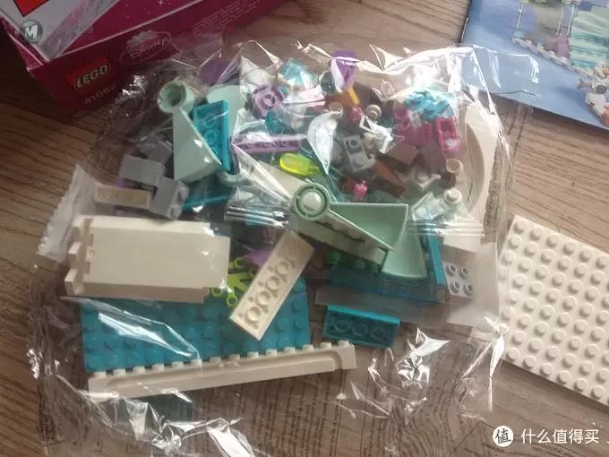 和孩子一起玩乐高:LEGO 乐高 41062 迪士尼公主系列 爱莎的闪耀冰雪城堡 和孩子一起玩乐高:LEGO 乐高 41062 迪士尼公主系列 爱莎的闪耀冰雪城堡