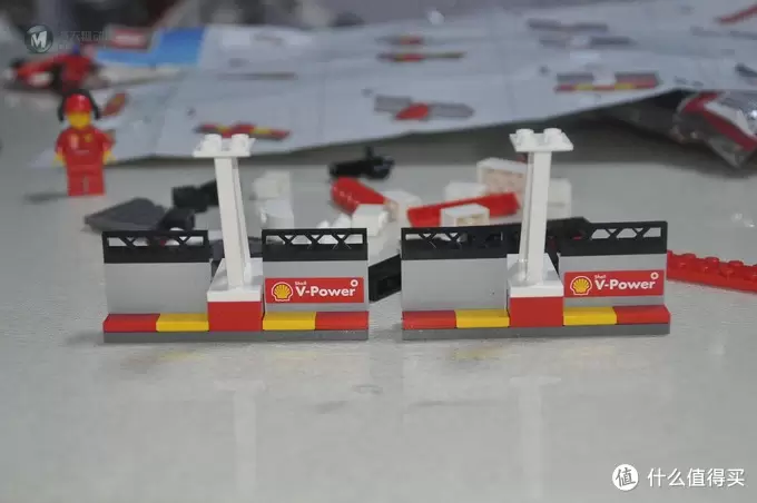 单反毁一生,LEGO穷三代 篇五十七:#本站首晒# LEGO 2015 Shell Ferrari set 壳牌法拉利展示盒及40190-40196法拉利小车套装 单反毁一生,LEGO穷三代 篇五十七:#本站首晒# LEGO 2015 Shell Ferrari set 壳牌法拉利展示盒及40190-40196法拉利小车套装
