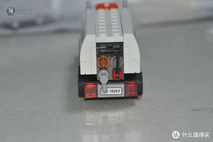 单反毁一生,LEGO穷三代 篇五十七:#本站首晒# LEGO 2015 Shell Ferrari set 壳牌法拉利展示盒及40190-40196法拉利小车套装 单反毁一生,LEGO穷三代 篇五十七:#本站首晒# LEGO 2015 Shell Ferrari set 壳牌法拉利展示盒及40190-40196法拉利小车套装