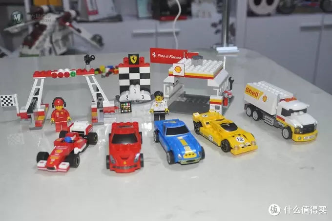 单反毁一生,LEGO穷三代 篇五十七:#本站首晒# LEGO 2015 Shell Ferrari set 壳牌法拉利展示盒及40190-40196法拉利小车套装 单反毁一生,LEGO穷三代 篇五十七:#本站首晒# LEGO 2015 Shell Ferrari set 壳牌法拉利展示盒及40190-40196法拉利小车套装