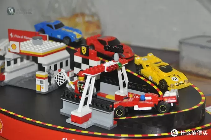 单反毁一生,LEGO穷三代 篇五十七:#本站首晒# LEGO 2015 Shell Ferrari set 壳牌法拉利展示盒及40190-40196法拉利小车套装 单反毁一生,LEGO穷三代 篇五十七:#本站首晒# LEGO 2015 Shell Ferrari set 壳牌法拉利展示盒及40190-40196法拉利小车套装