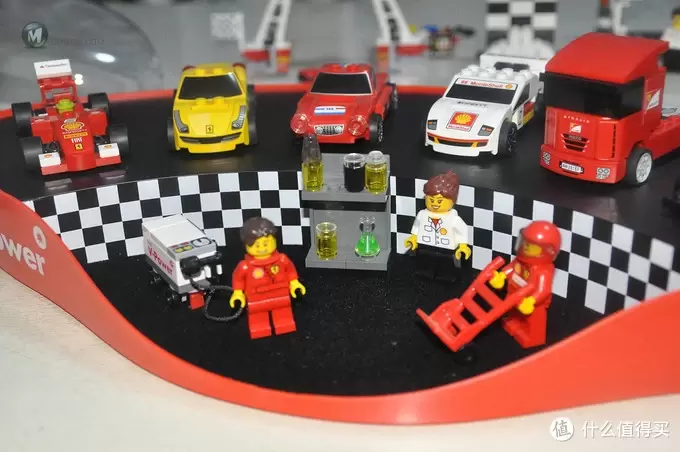 单反毁一生,LEGO穷三代 篇五十七:#本站首晒# LEGO 2015 Shell Ferrari set 壳牌法拉利展示盒及40190-40196法拉利小车套装 单反毁一生,LEGO穷三代 篇五十七:#本站首晒# LEGO 2015 Shell Ferrari set 壳牌法拉利展示盒及40190-40196法拉利小车套装