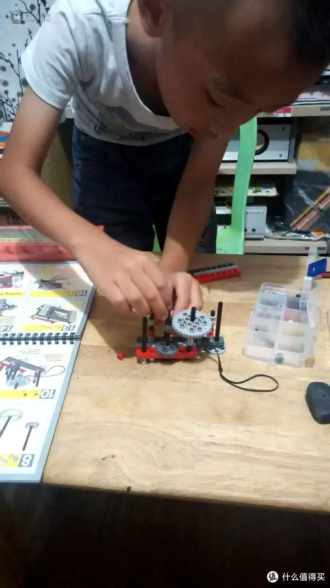 熊孩子的巧手玩具 篇三:Lego Crazy Action Contraptions 乐高科技砖书 熊孩子的巧手玩具 篇三:Lego Crazy Action Contraptions 乐高科技砖书