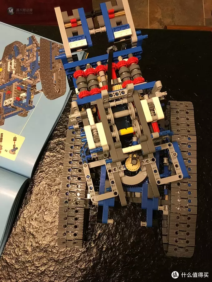 科技组乐趣多--lego 乐高 电动履带起重机吊车 科技组乐趣多--lego 乐高 电动履带起重机吊车