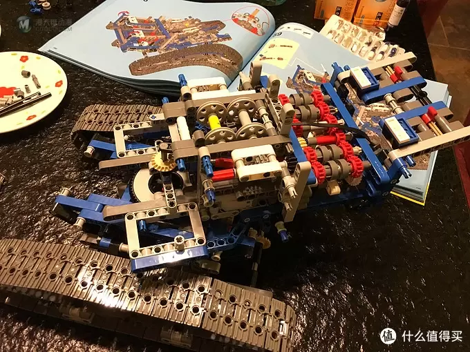 科技组乐趣多--lego 乐高 电动履带起重机吊车 科技组乐趣多--lego 乐高 电动履带起重机吊车