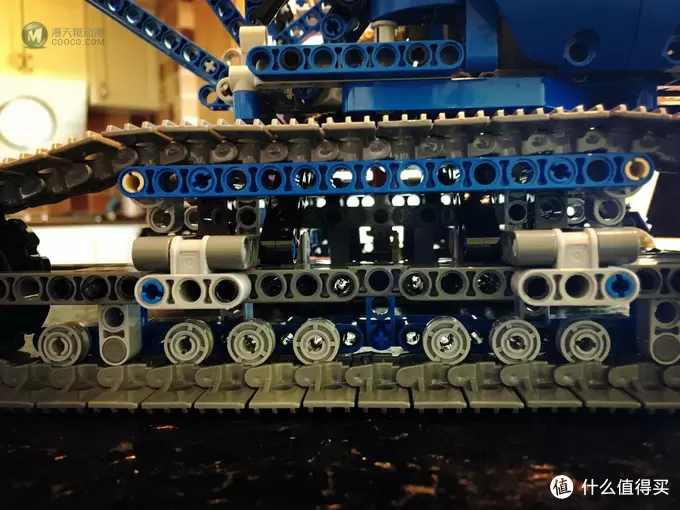 科技组乐趣多--lego 乐高 电动履带起重机吊车 科技组乐趣多--lego 乐高 电动履带起重机吊车