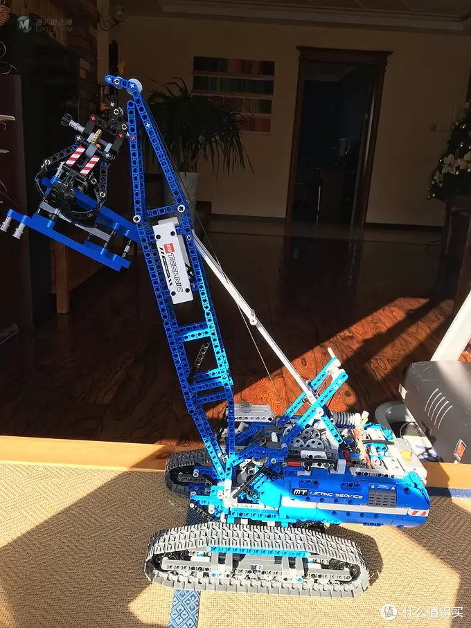 科技组乐趣多--lego 乐高 电动履带起重机吊车 科技组乐趣多--lego 乐高 电动履带起重机吊车
