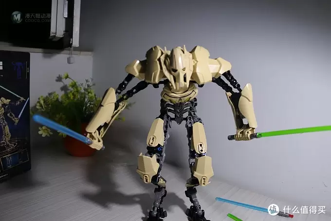 LEGO 乐高 星战系列 75112 格里弗斯将军 LEGO 乐高 星战系列 75112 格里弗斯将军