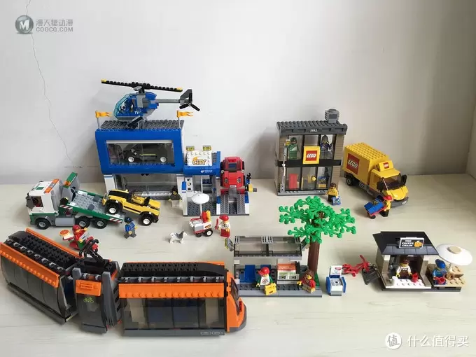 #本站首晒#“大朋友”的玩具:LEGO 乐高 CITY城市系列 60097 城市广场 #本站首晒#“大朋友”的玩具:LEGO 乐高 CITY城市系列 60097 城市广场
