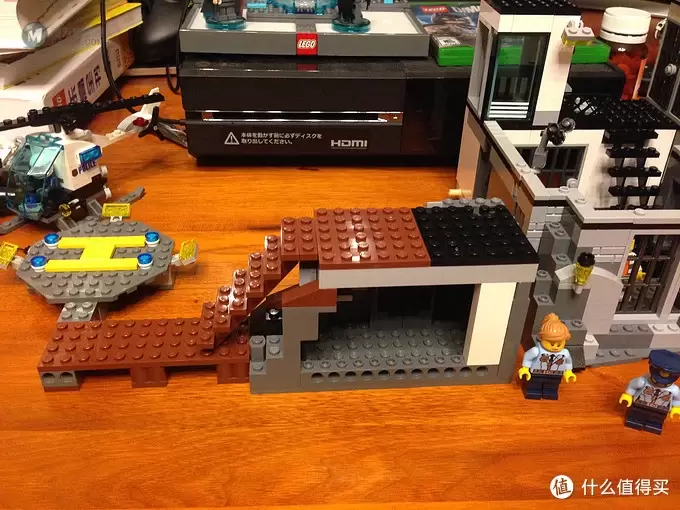 LEGO 乐高 城市系列 60130 监狱岛 开箱 LEGO 乐高 城市系列 60130 监狱岛 开箱