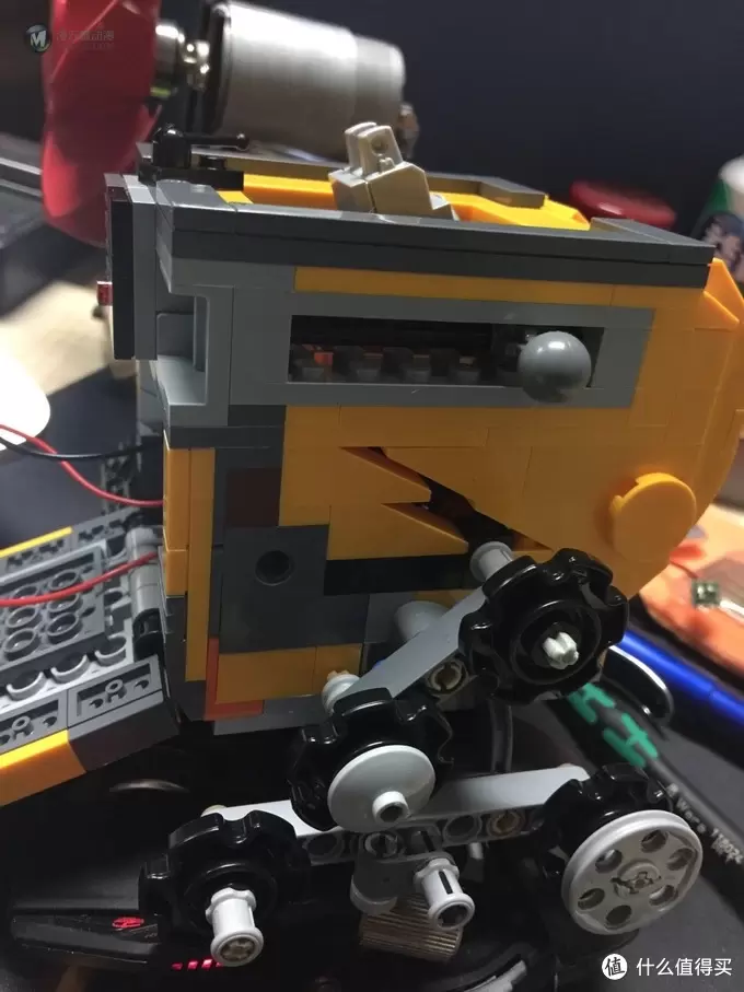 lego walle21303另类行走方案 篇一:lego walle21303另类行走方案——动力模块篇 lego walle21303另类行走方案 篇一:lego walle21303另类行走方案——动力模块篇