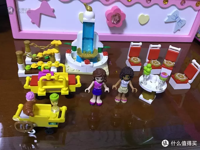 伪乐高迷的首秀!LEGO 乐高 Friends 41101 乐高女孩 心湖城大酒店 伪乐高迷的首秀!LEGO 乐高 Friends 41101 乐高女孩 心湖城大酒店