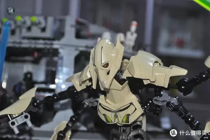单反毁一生,LEGO穷三代 篇四十九:LEGO 星球大战 75112 General Grievous 格里维斯将军 单反毁一生,LEGO穷三代 篇四十九:LEGO 星球大战 75112 General Grievous 格里维斯将军