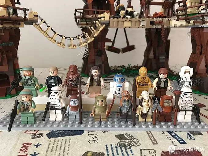 LEGO 乐高 10236 Ewok Village 星战小熊村品鉴 LEGO 乐高 10236 Ewok Village 星战小熊村品鉴