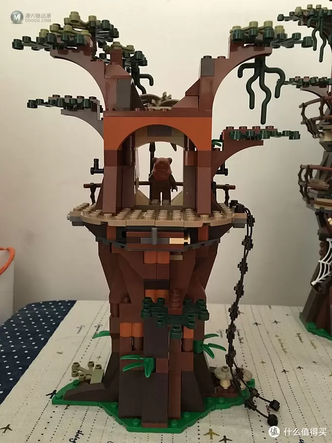 LEGO 乐高 10236 Ewok Village 星战小熊村品鉴 LEGO 乐高 10236 Ewok Village 星战小熊村品鉴