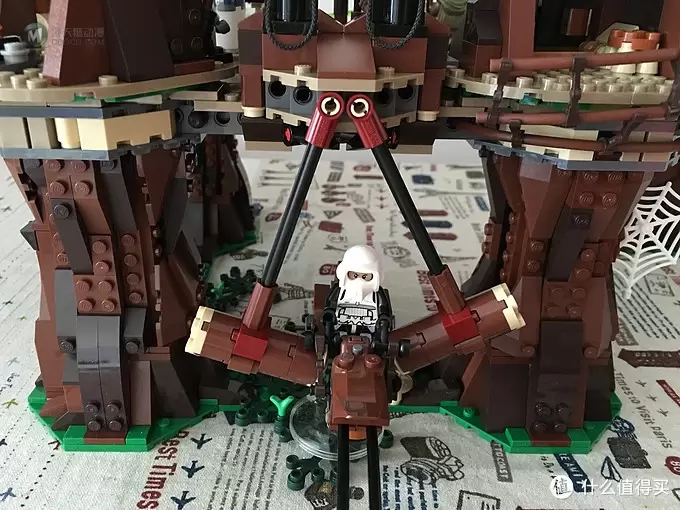 LEGO 乐高 10236 Ewok Village 星战小熊村品鉴 LEGO 乐高 10236 Ewok Village 星战小熊村品鉴