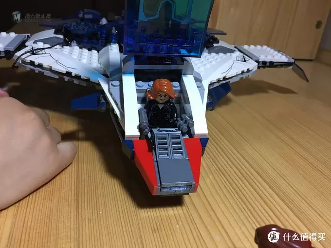 小手拼出大世界:纪念儿子的第一个外国偶像组合 LEGO 乐高 76032 小手拼出大世界:纪念儿子的第一个外国偶像组合 LEGO 乐高 76032