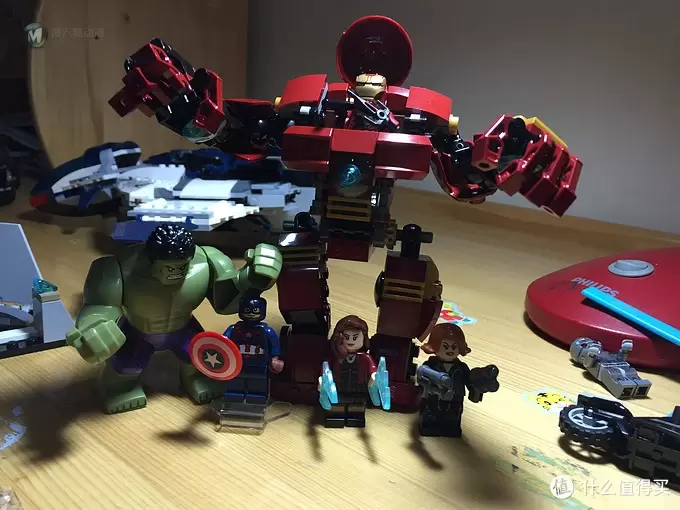 小手拼出大世界:纪念儿子的第一个外国偶像组合 LEGO 乐高 76032 小手拼出大世界:纪念儿子的第一个外国偶像组合 LEGO 乐高 76032