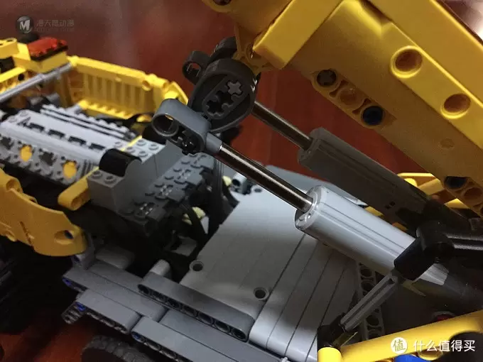 乐高坑之科技篇:LEGO乐高2013科技旗舰42009改全遥控 乐高坑之科技篇:LEGO乐高2013科技旗舰42009改全遥控