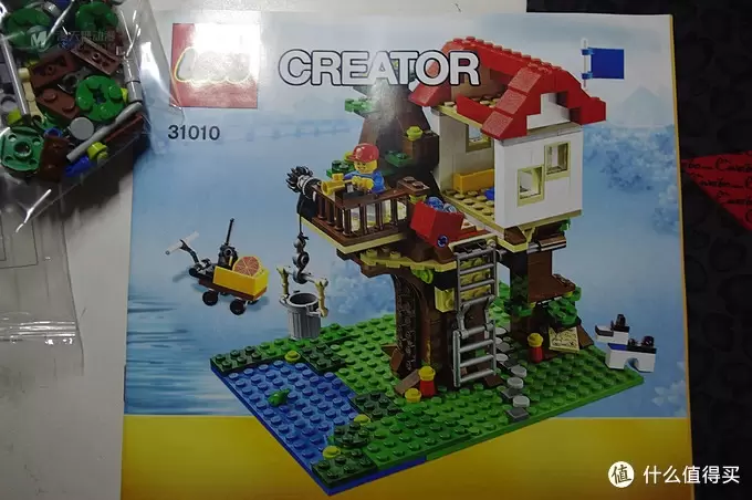妹子送的生日礼物LEGO 乐高 CREATOR 系列树屋 31010 妹子送的生日礼物LEGO 乐高 CREATOR 系列树屋 31010