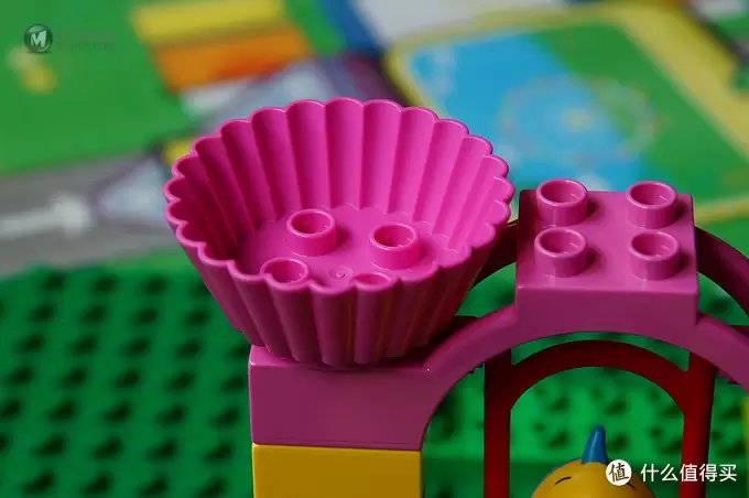 LEGO 乐高 得宝主题系列 美人鱼爱丽儿的海底城堡 10515 & 创意拼砌基础包10681 LEGO 乐高 得宝主题系列 美人鱼爱丽儿的海底城堡 10515 & 创意拼砌基础包10681