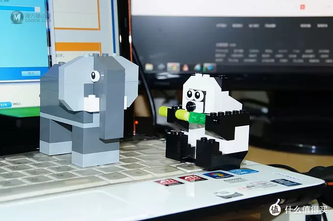 LEGO 乐高 得宝主题系列 美人鱼爱丽儿的海底城堡 10515 & 创意拼砌基础包10681 LEGO 乐高 得宝主题系列 美人鱼爱丽儿的海底城堡 10515 & 创意拼砌基础包10681