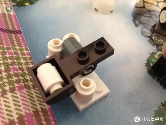 给自己的小镇过个圣诞节吧:LEGO 乐高 圣诞限定 City Advent Calendar 60063 给自己的小镇过个圣诞节吧:LEGO 乐高 圣诞限定 City Advent Calendar 60063