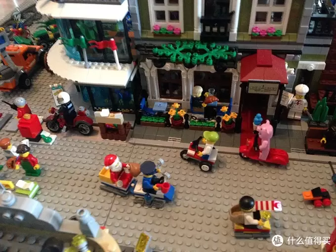 给自己的小镇过个圣诞节吧:LEGO 乐高 圣诞限定 City Advent Calendar 60063 给自己的小镇过个圣诞节吧:LEGO 乐高 圣诞限定 City Advent Calendar 60063