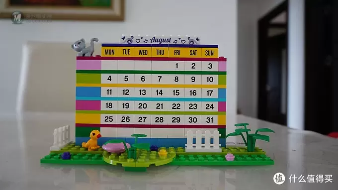 月月都新鲜:LEGO 乐高 Brick Calendar 女孩系列 自组日历 850581 月月都新鲜:LEGO 乐高 Brick Calendar 女孩系列 自组日历 850581