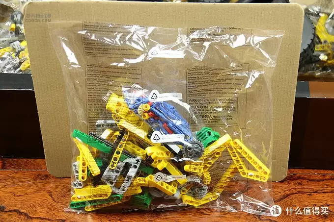 LEGO 乐高 机械组 Technic 42030 Volvo L350F 轮式装载机 LEGO 乐高 机械组 Technic 42030 Volvo L350F 轮式装载机