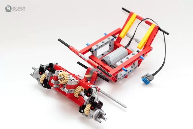 爬啊爬,带着我从一个坑爬到另一个坑的四驱攀爬车:LEGO 9398 4x4 Crawler 遥控四驱越野车 爬啊爬,带着我从一个坑爬到另一个坑的四驱攀爬车:LEGO 9398 4x4 Crawler 遥控四驱越野车