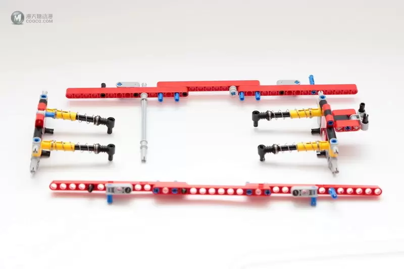 爬啊爬,带着我从一个坑爬到另一个坑的四驱攀爬车:LEGO 9398 4x4 Crawler 遥控四驱越野车 爬啊爬,带着我从一个坑爬到另一个坑的四驱攀爬车:LEGO 9398 4x4 Crawler 遥控四驱越野车