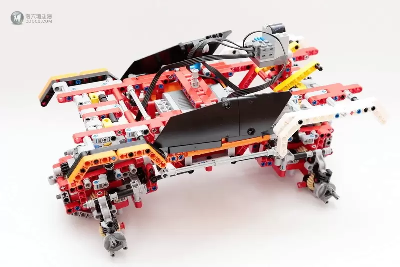爬啊爬,带着我从一个坑爬到另一个坑的四驱攀爬车:LEGO 9398 4x4 Crawler 遥控四驱越野车 爬啊爬,带着我从一个坑爬到另一个坑的四驱攀爬车:LEGO 9398 4x4 Crawler 遥控四驱越野车