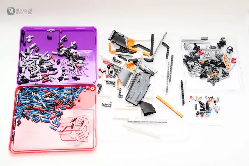 爬啊爬,带着我从一个坑爬到另一个坑的四驱攀爬车:LEGO 9398 4x4 Crawler 遥控四驱越野车 爬啊爬,带着我从一个坑爬到另一个坑的四驱攀爬车:LEGO 9398 4x4 Crawler 遥控四驱越野车