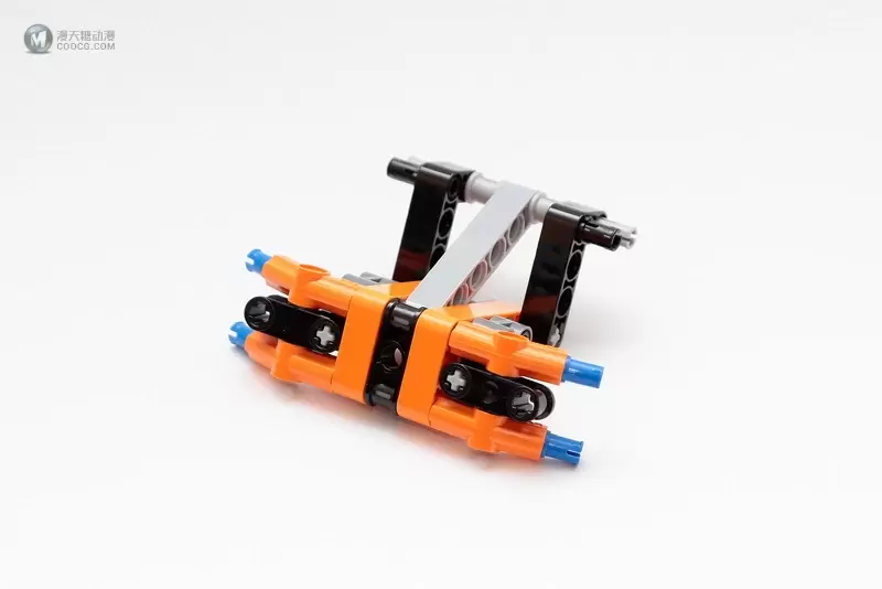 爬啊爬,带着我从一个坑爬到另一个坑的四驱攀爬车:LEGO 9398 4x4 Crawler 遥控四驱越野车 爬啊爬,带着我从一个坑爬到另一个坑的四驱攀爬车:LEGO 9398 4x4 Crawler 遥控四驱越野车
