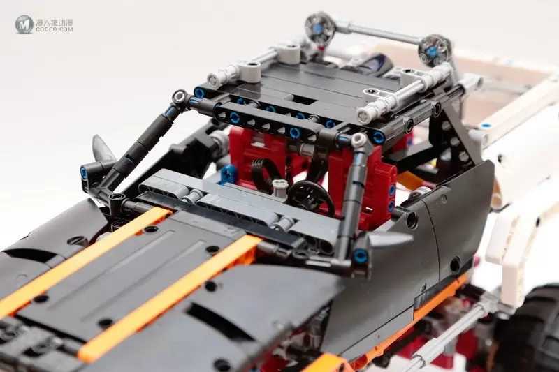 爬啊爬,带着我从一个坑爬到另一个坑的四驱攀爬车:LEGO 9398 4x4 Crawler 遥控四驱越野车 爬啊爬,带着我从一个坑爬到另一个坑的四驱攀爬车:LEGO 9398 4x4 Crawler 遥控四驱越野车