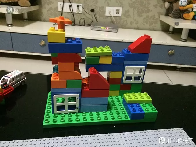 只为了那只可爱的长颈鹿:LEGO 乐高 得宝主题拼砌系列 动物园训练 6144 只为了那只可爱的长颈鹿:LEGO 乐高 得宝主题拼砌系列 动物园训练 6144