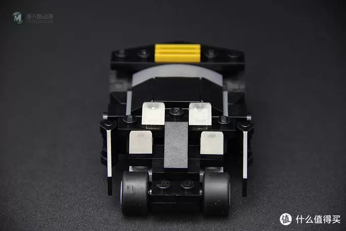 目前最小的乐高蝙蝠车:LEGO 乐高 蝙蝠 侠装甲车 超级英雄 30300 目前最小的乐高蝙蝠车:LEGO 乐高 蝙蝠 侠装甲车 超级英雄 30300