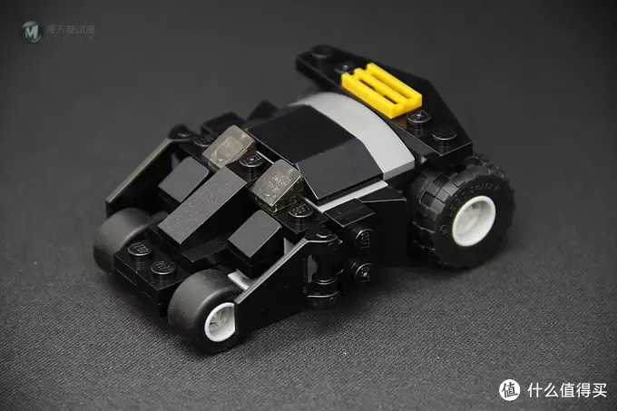 目前最小的乐高蝙蝠车:LEGO 乐高 蝙蝠 侠装甲车 超级英雄 30300 目前最小的乐高蝙蝠车:LEGO 乐高 蝙蝠 侠装甲车 超级英雄 30300