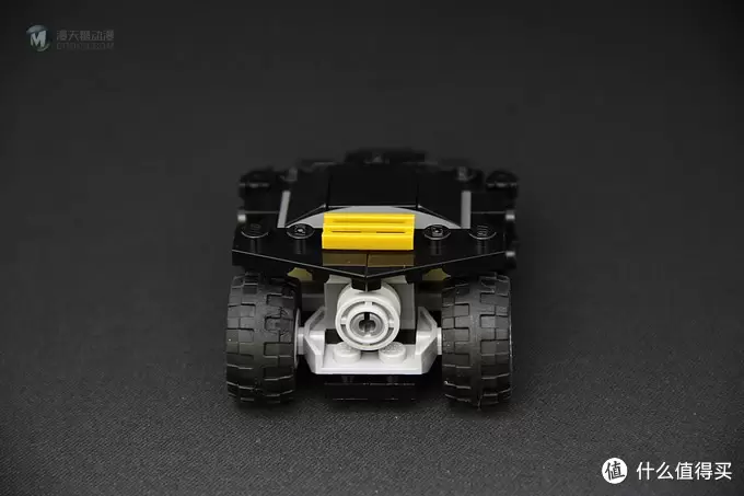 目前最小的乐高蝙蝠车:LEGO 乐高 蝙蝠 侠装甲车 超级英雄 30300 目前最小的乐高蝙蝠车:LEGO 乐高 蝙蝠 侠装甲车 超级英雄 30300