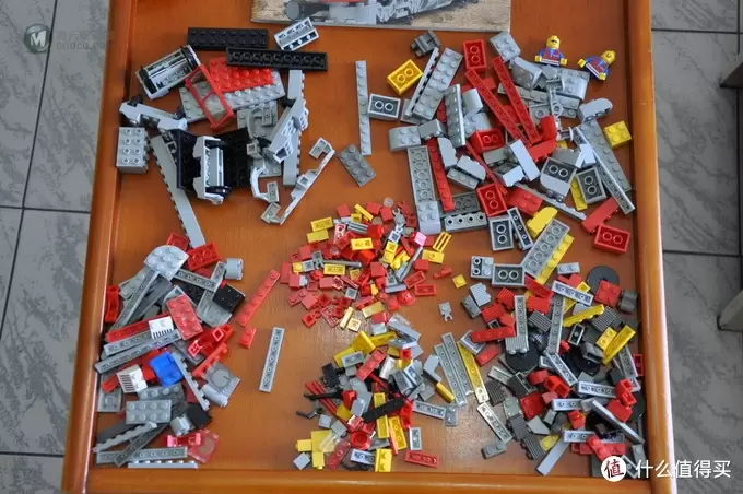 LEGO 乐高 10020 Train Santa Fe Super Chief 圣达菲火车 LEGO 乐高 10020 Train Santa Fe Super Chief 圣达菲火车