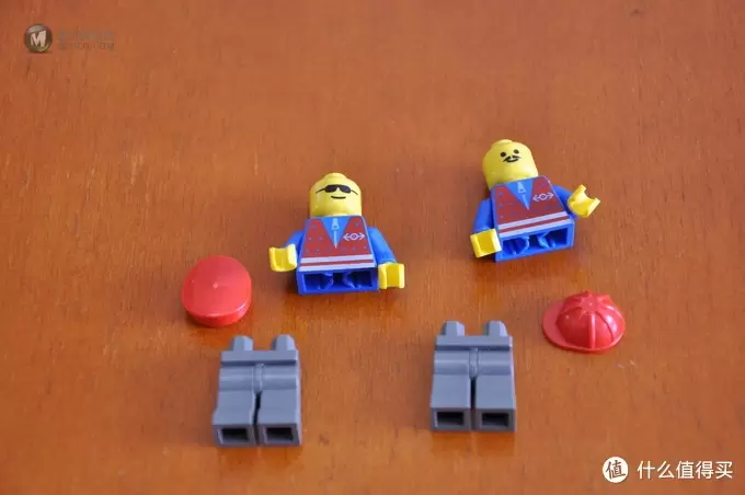 LEGO 乐高 10020 Train Santa Fe Super Chief 圣达菲火车 LEGO 乐高 10020 Train Santa Fe Super Chief 圣达菲火车