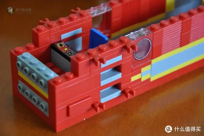 LEGO 乐高 10020 Train Santa Fe Super Chief 圣达菲火车 LEGO 乐高 10020 Train Santa Fe Super Chief 圣达菲火车