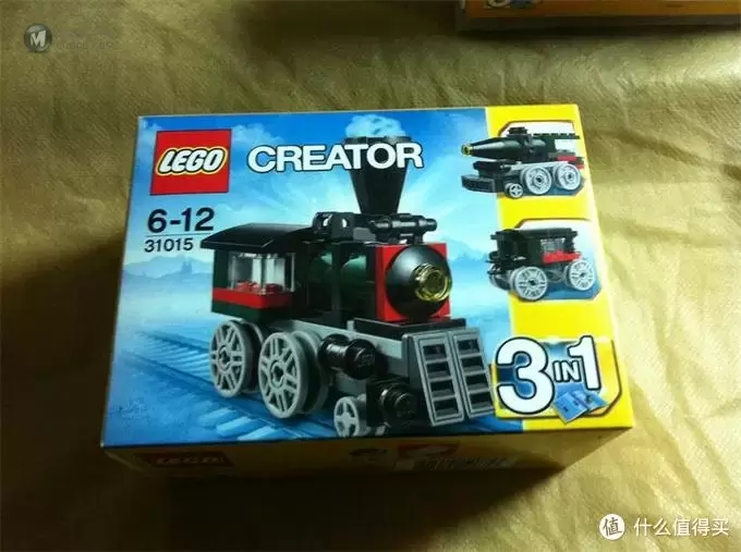 LEGO 乐高 创意百变组 31015 翡翠号列车 — 小积木 大智慧 LEGO 乐高 创意百变组 31015 翡翠号列车 — 小积木 大智慧