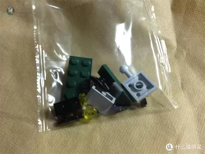 LEGO 乐高 创意百变组 31015 翡翠号列车 — 小积木 大智慧 LEGO 乐高 创意百变组 31015 翡翠号列车 — 小积木 大智慧