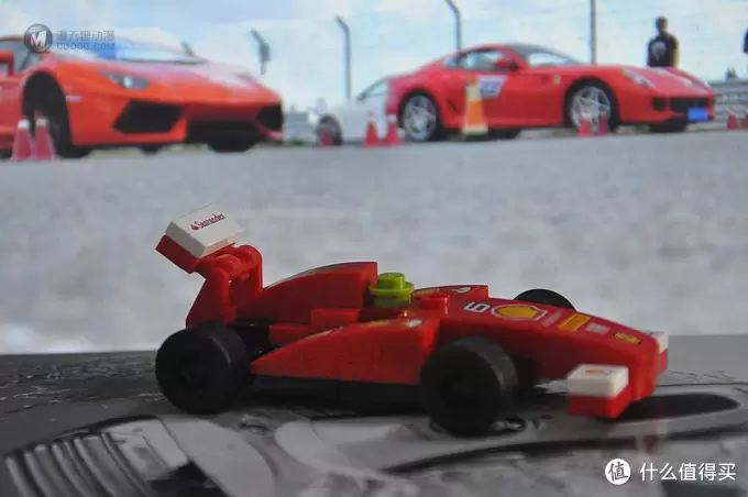 单反毁一生,LEGO穷三代 篇十:LEGO 乐高 壳牌 法拉利回力小车 单反毁一生,LEGO穷三代 篇十:LEGO 乐高 壳牌 法拉利回力小车