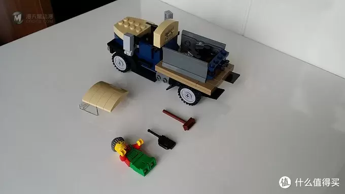 LEGO 乐高 10229 冬季村舍 — 炎炎夏日里的清凉 LEGO 乐高 10229 冬季村舍 — 炎炎夏日里的清凉